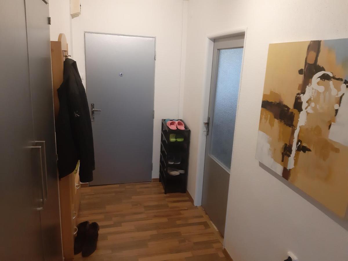 Prague Apartment In Most Near Golf Club, Aqua-Hipo-Autodrom In モスト エクステリア 写真